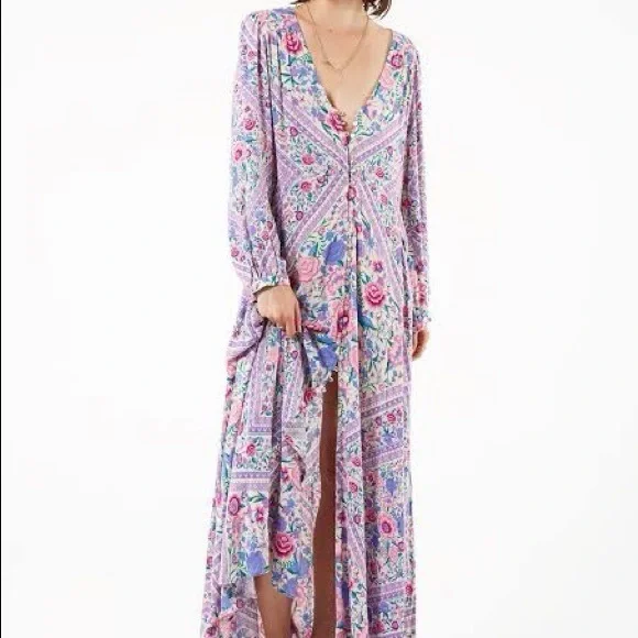 SPELL & The Gypsy Babushka Mary Kate Gown lavender oversized fit with bra - Picture 3 of 14